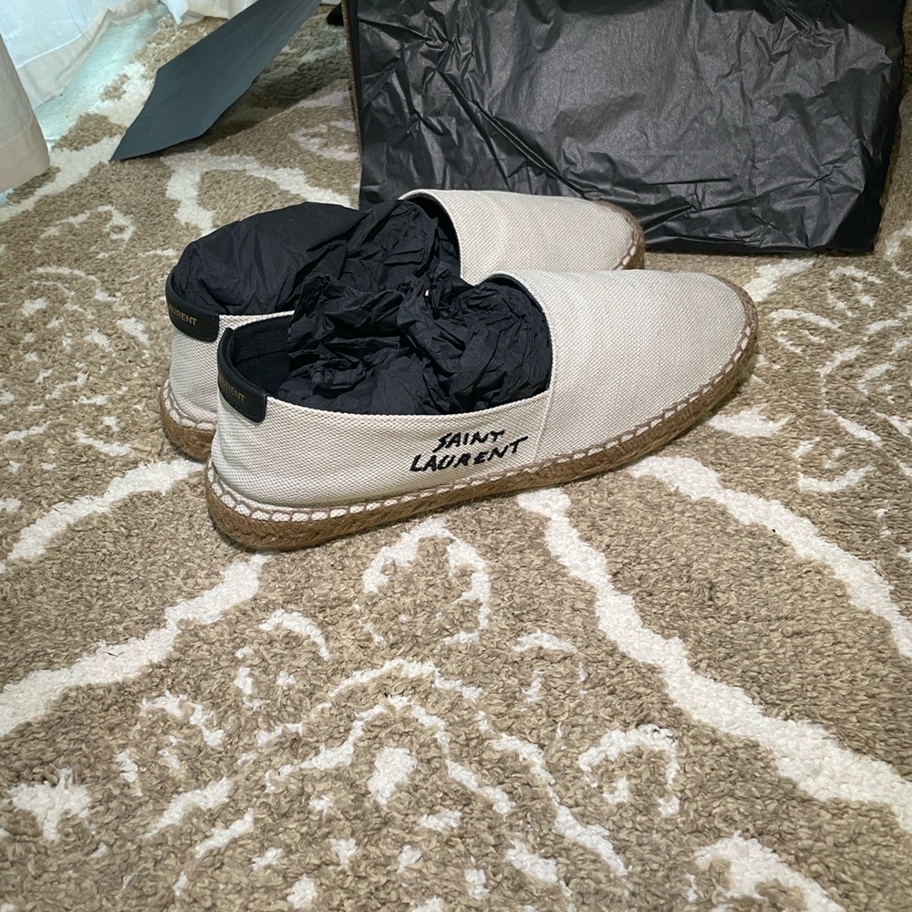 Saint Laurent Black and Cream Espadrilles - Picture 4 of 17
